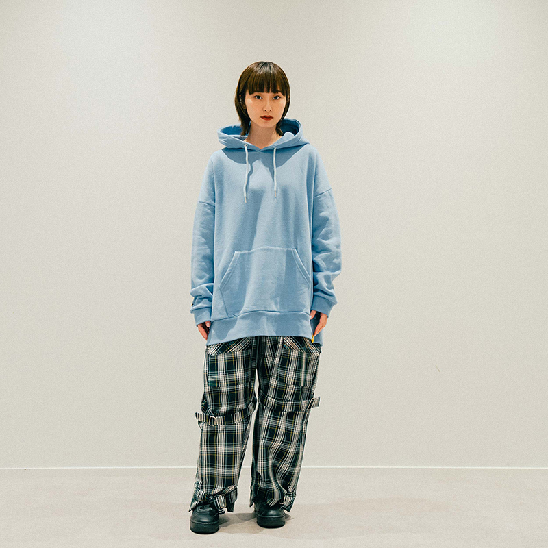 "怪獣とゴースト" HOODIE / LIGHT BLUE