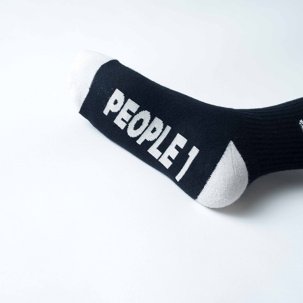 PEOPLE 1 LINE SOCKS / BLACK