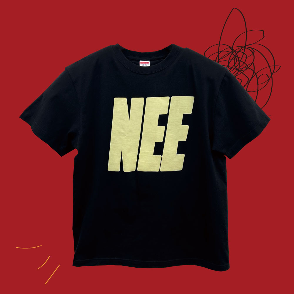 BIG NEE Tシャツ