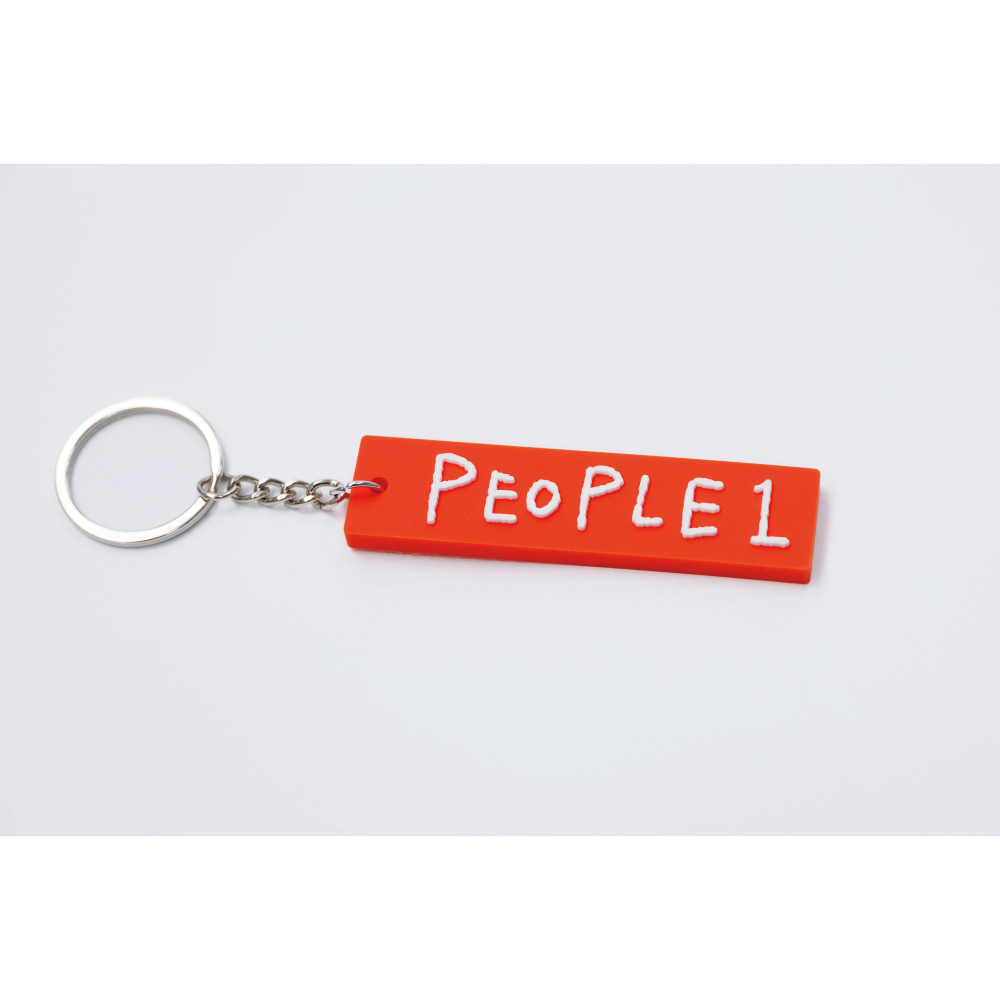 PEOPLE 1 KEYCHAIN2 / RED