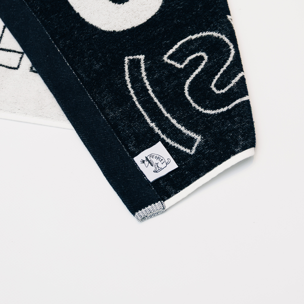 （SHE LIKES） POP SONG TOWEL / BLACK