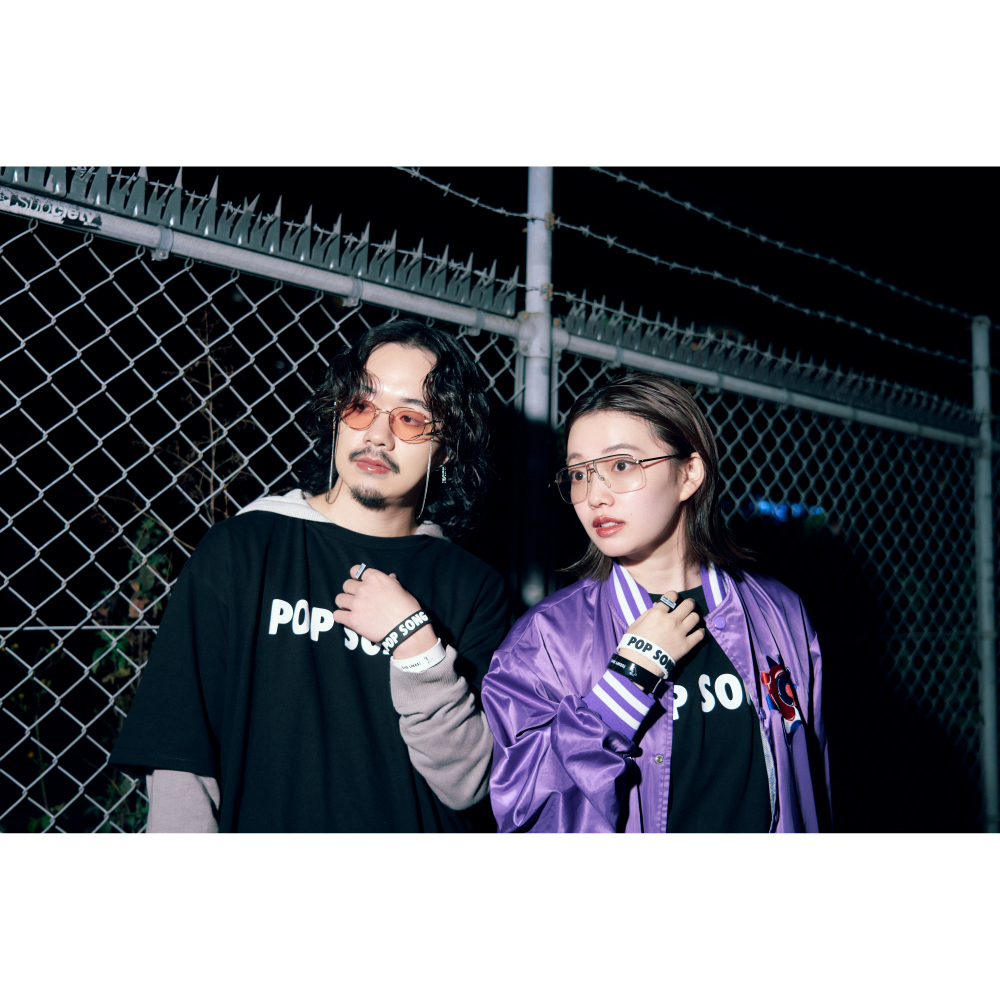 PEOPLE 1 ACRYL RING / （SHE LIKES） POP SONG