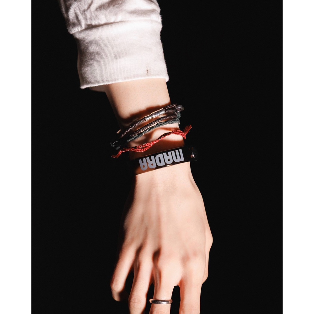 Clear Black Band